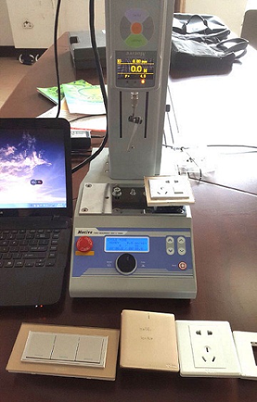 MX2-500N精密電動(dòng)立式機(jī)臺廣受公牛品牌等青睞 